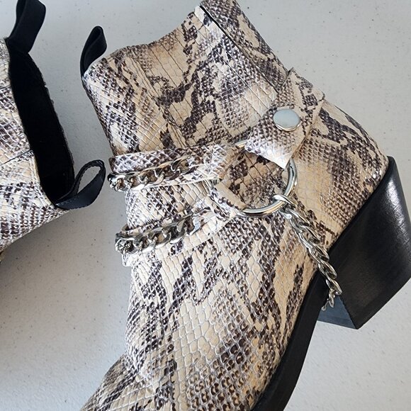 Anine Bing Western Bootie "EUC" - Picture 7 of 16